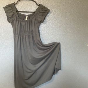 Sleeveless Grey Dress